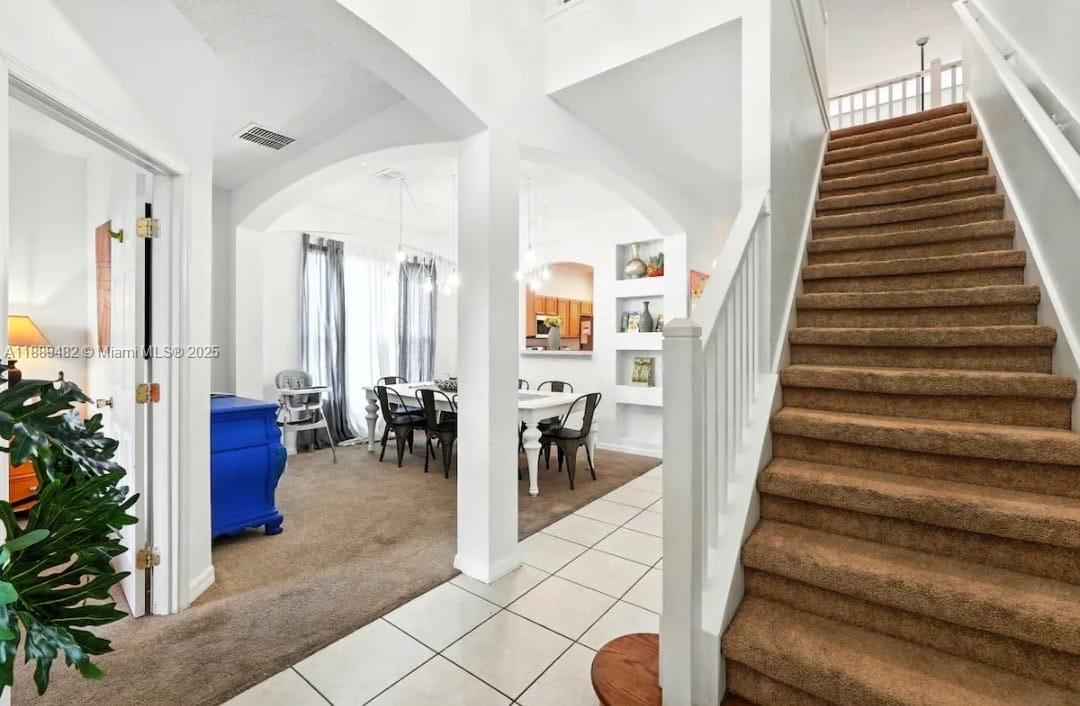 EMERALD ISLAND RESORT - Residential