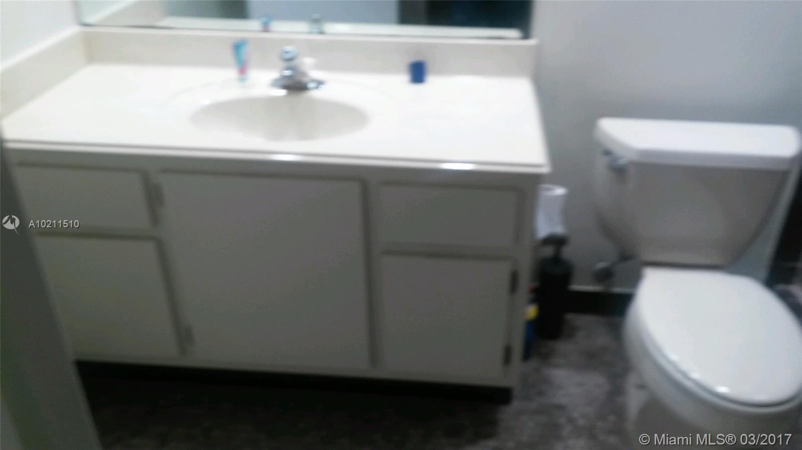 Kings Court West - Residential Lease