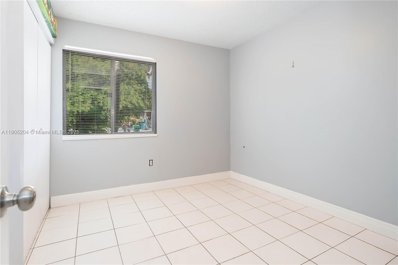 OAK PARK SEC 4 - Residential