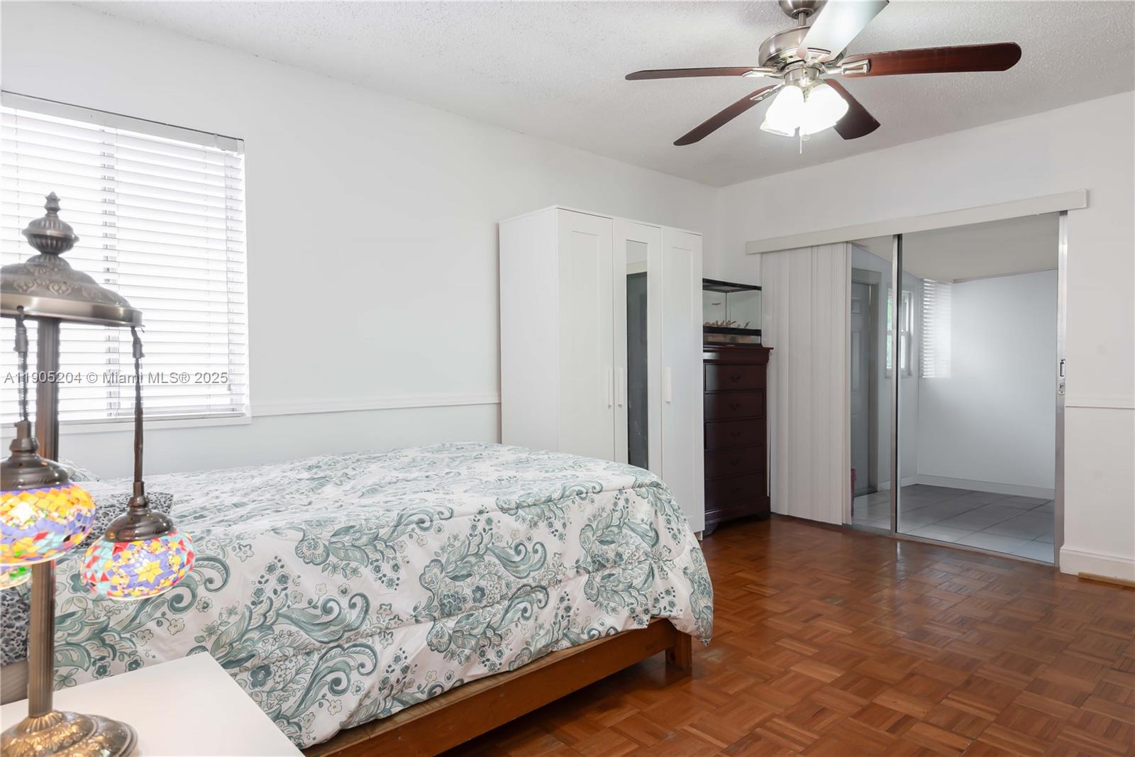 OAK PARK SEC 4 - Residential