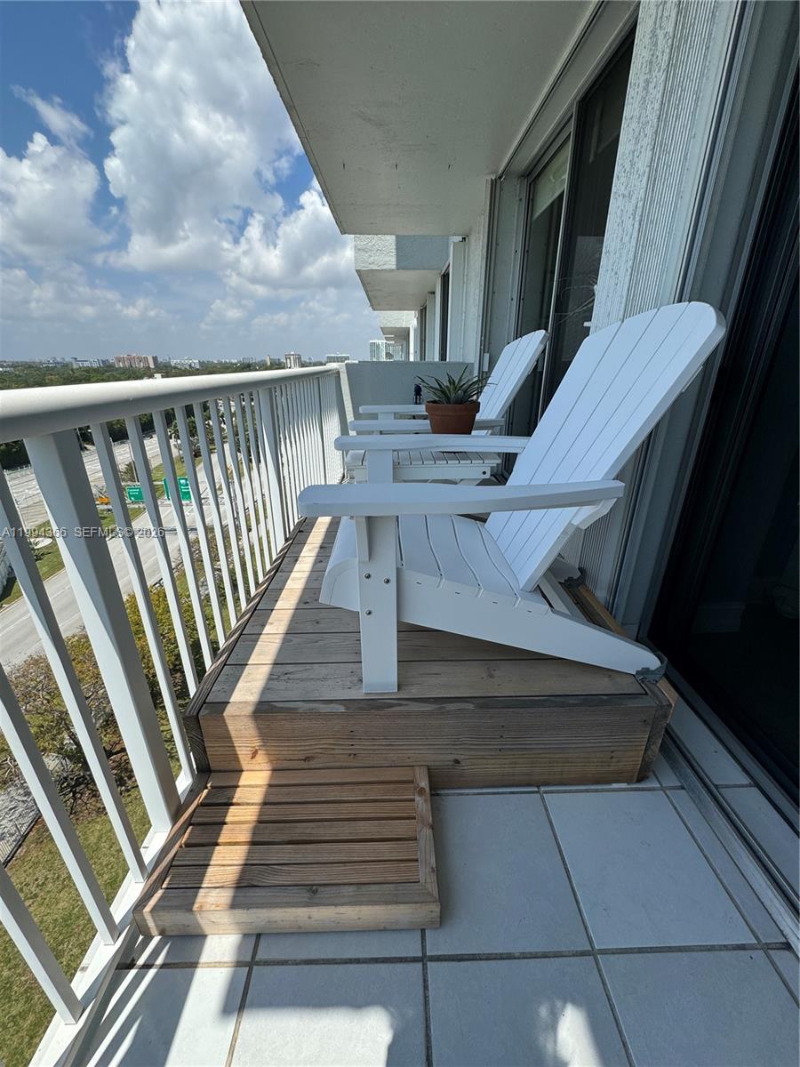 BRICKELL BISCAYNE CONDO - Residential