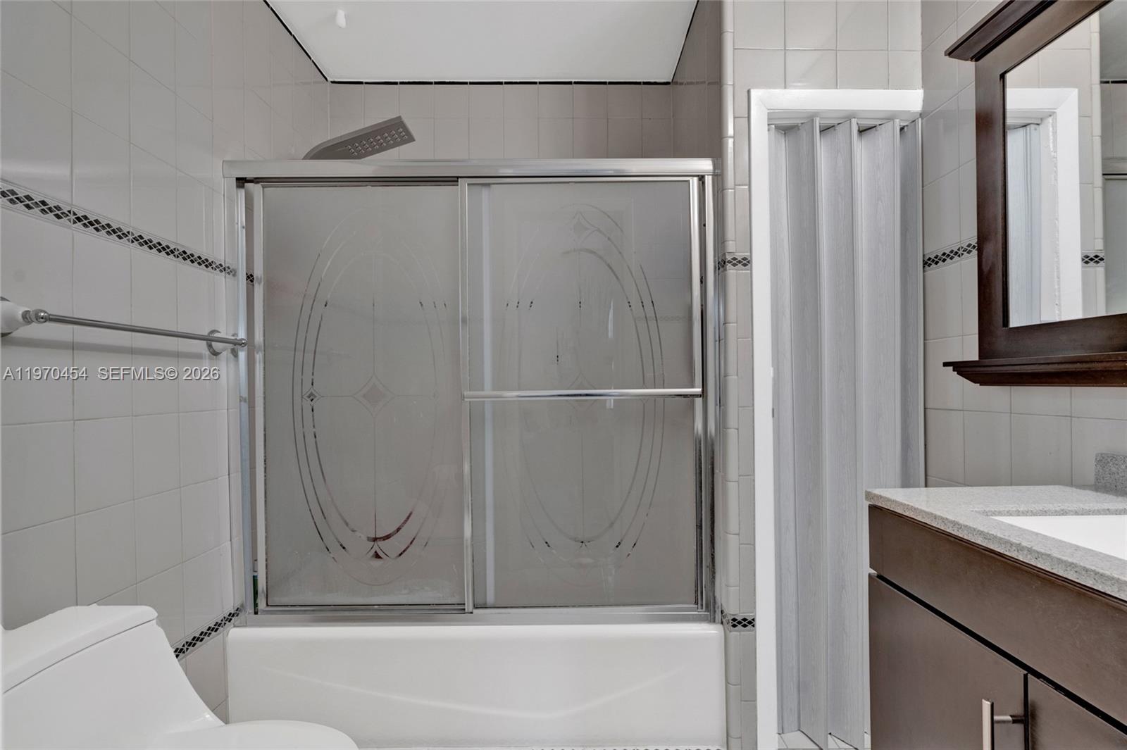 ROYAL PALMS CONDO - Residential