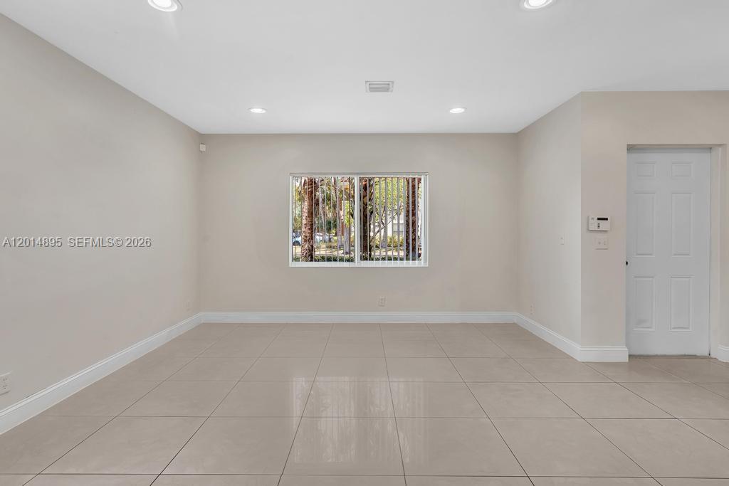 SEMINOLE FOREST - Residential Income
