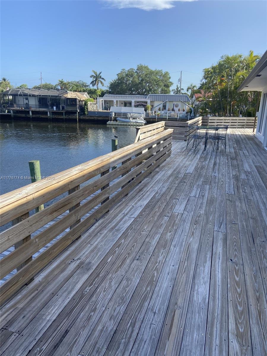 SUNSET ISLES SEC 4 - Residential