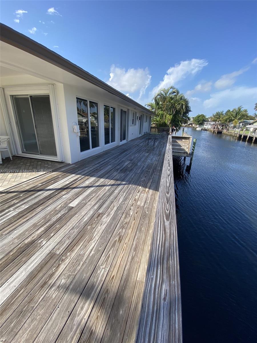 SUNSET ISLES SEC 4 - Residential
