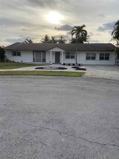 1601 N 29th Ave Hollywood FL 33020