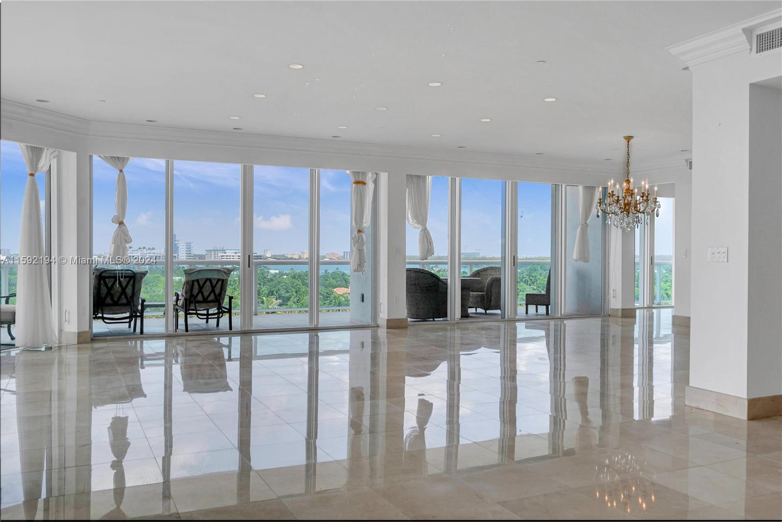 THE PALACE AT BAL HARBOUR - Residential