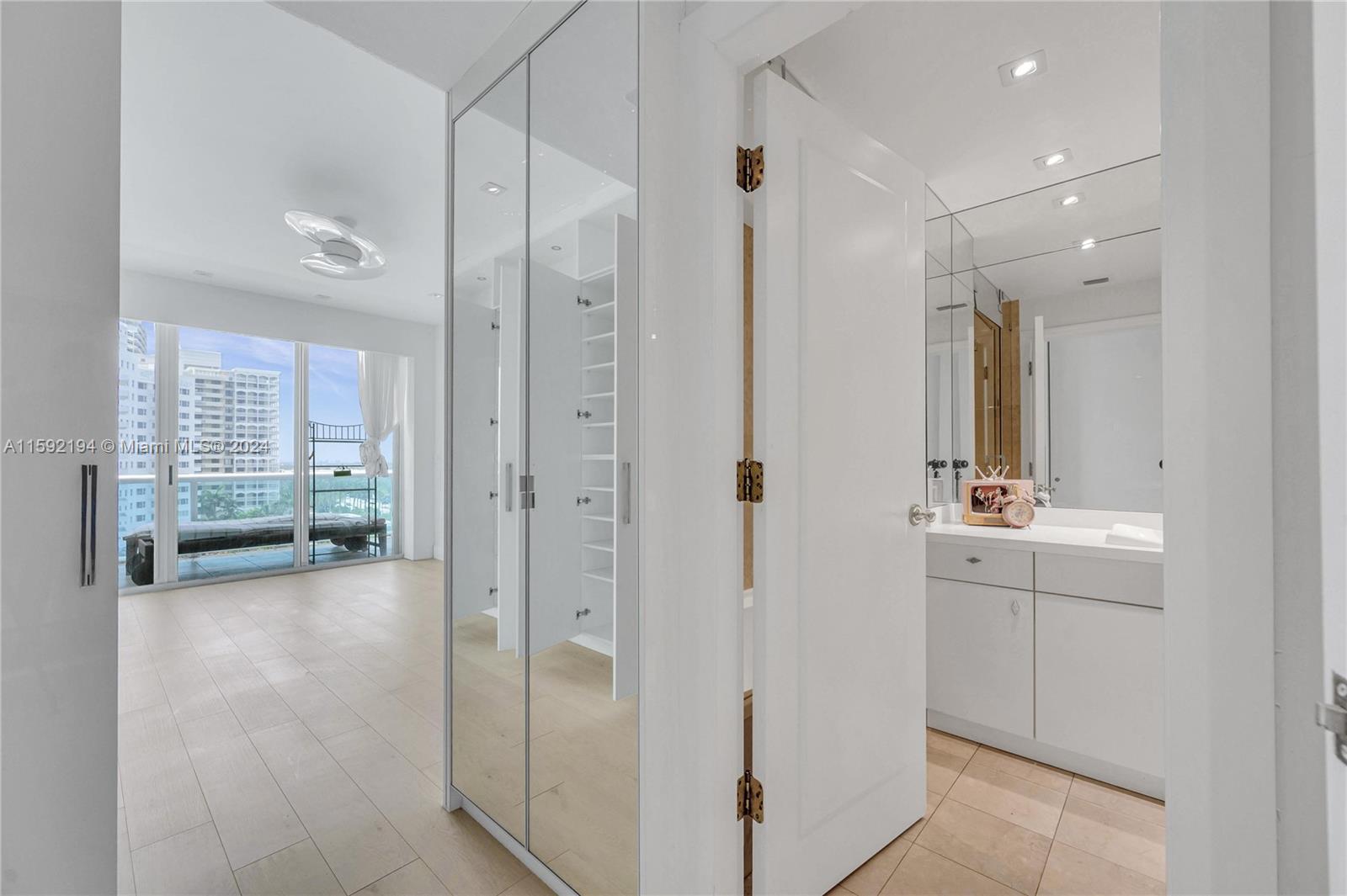 THE PALACE AT BAL HARBOUR - Residential