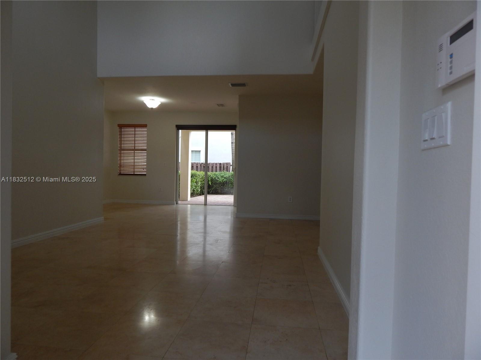 320 SW 87th Ct