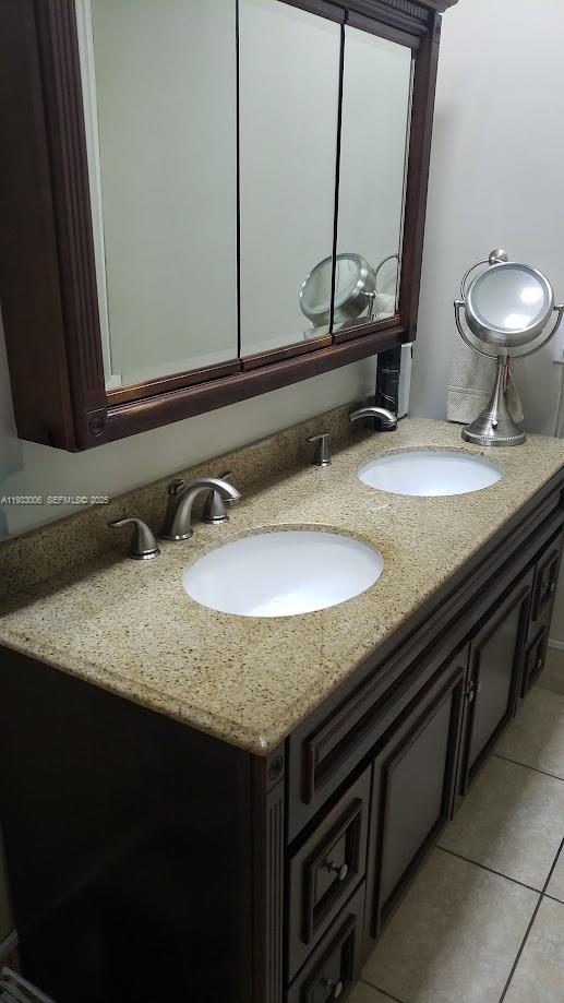 CALUSA CLUB ESTATES 3RD A - Residential