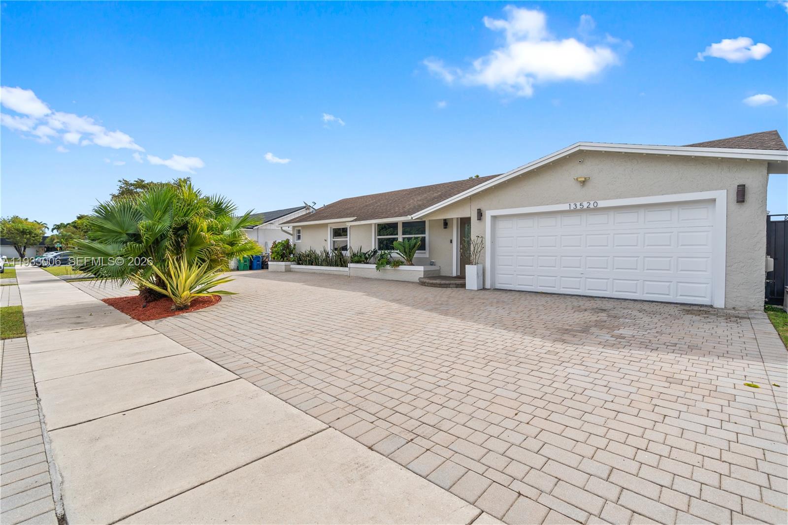 CALUSA CLUB ESTATES 3RD A - Residential