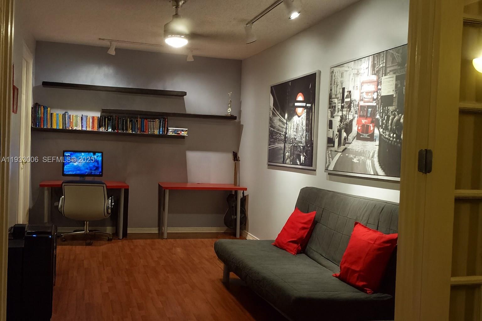 CALUSA CLUB ESTATES 3RD A - Residential