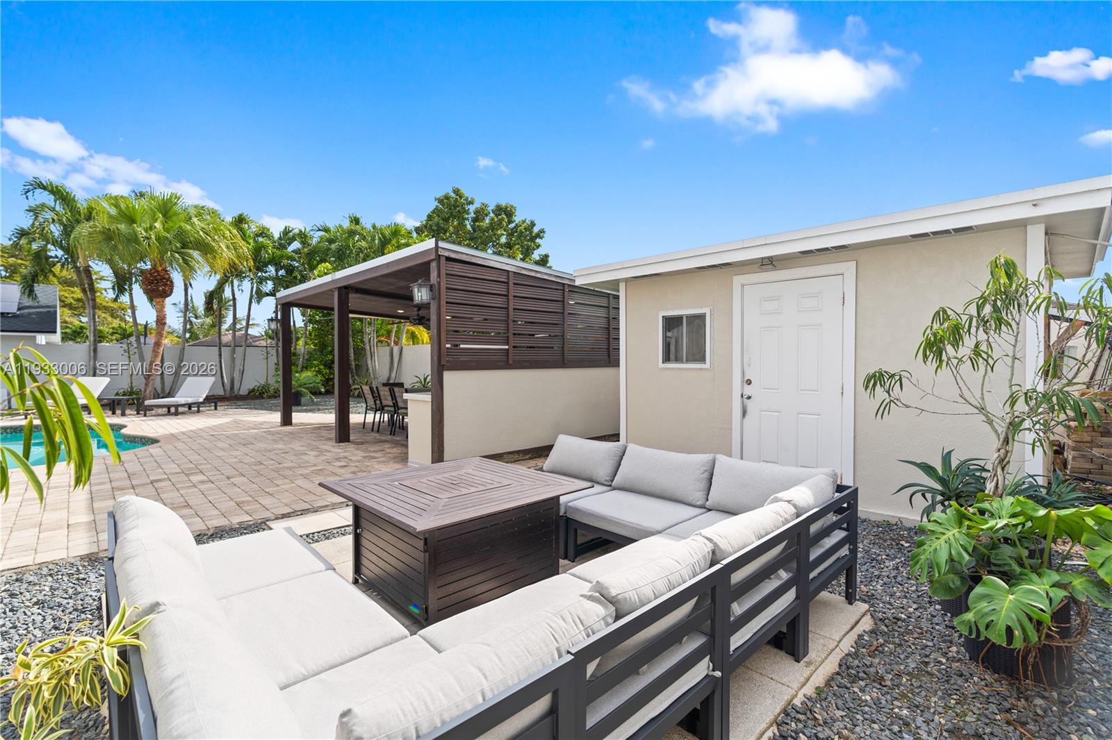 CALUSA CLUB ESTATES 3RD A - Residential