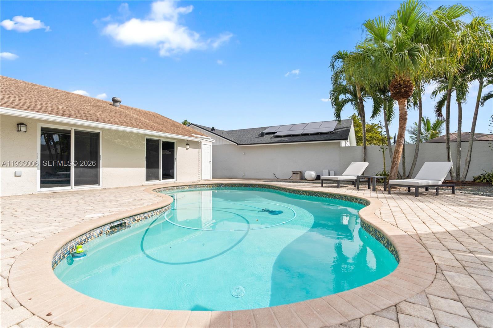 CALUSA CLUB ESTATES 3RD A - Residential