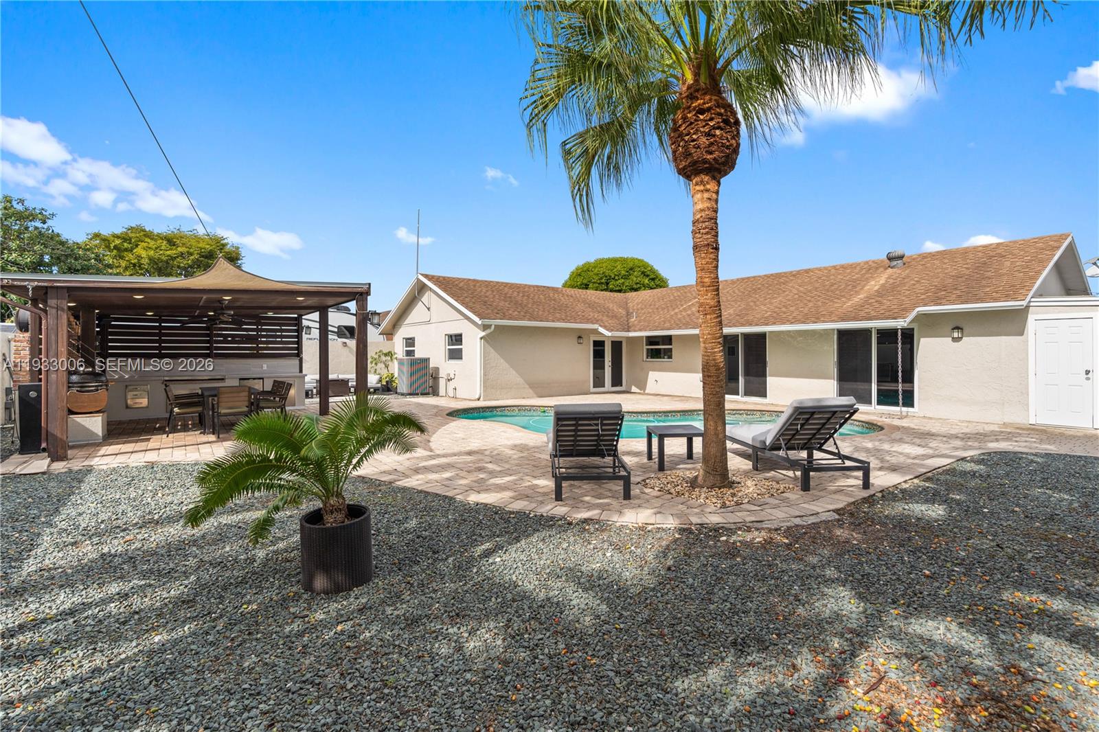 CALUSA CLUB ESTATES 3RD A - Residential