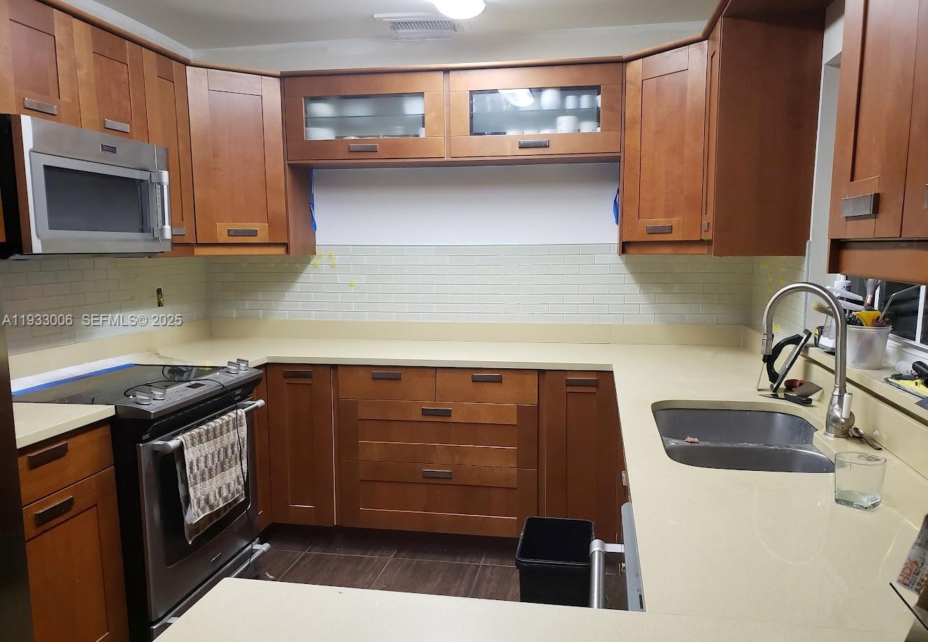 CALUSA CLUB ESTATES 3RD A - Residential