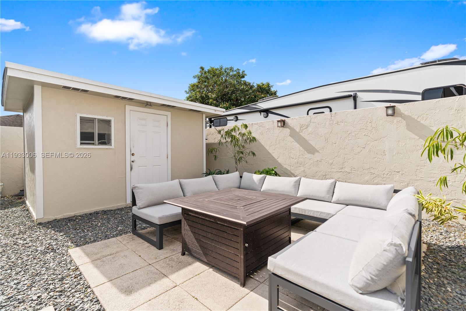 CALUSA CLUB ESTATES 3RD A - Residential