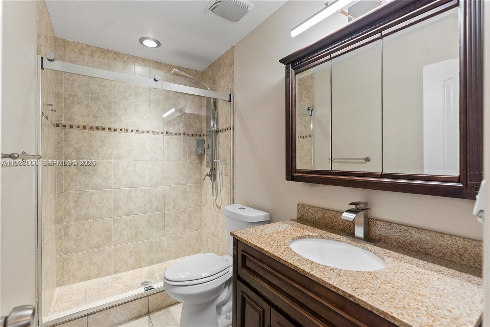 CALUSA CLUB ESTATES 3RD A - Residential