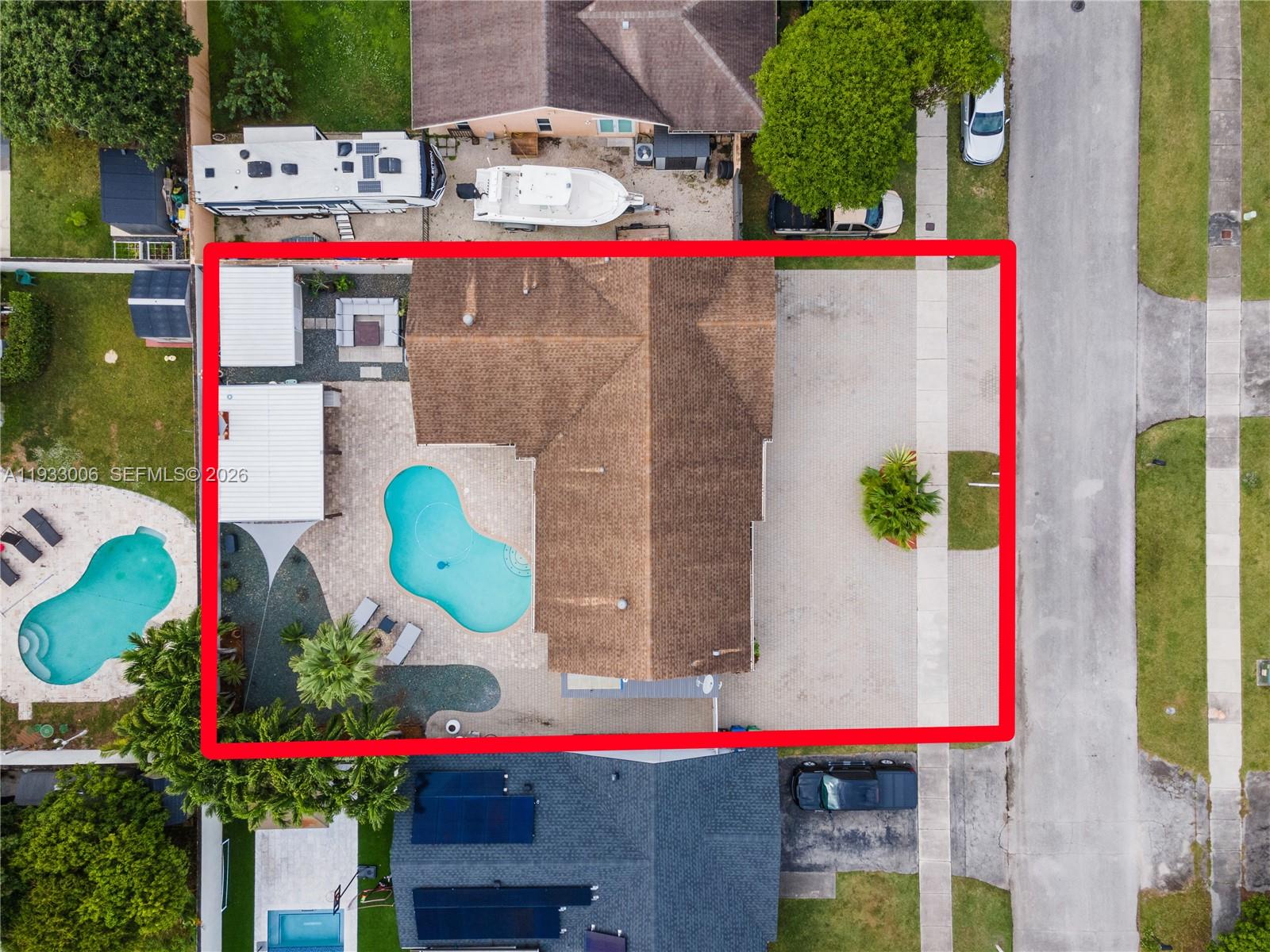 CALUSA CLUB ESTATES 3RD A - Residential