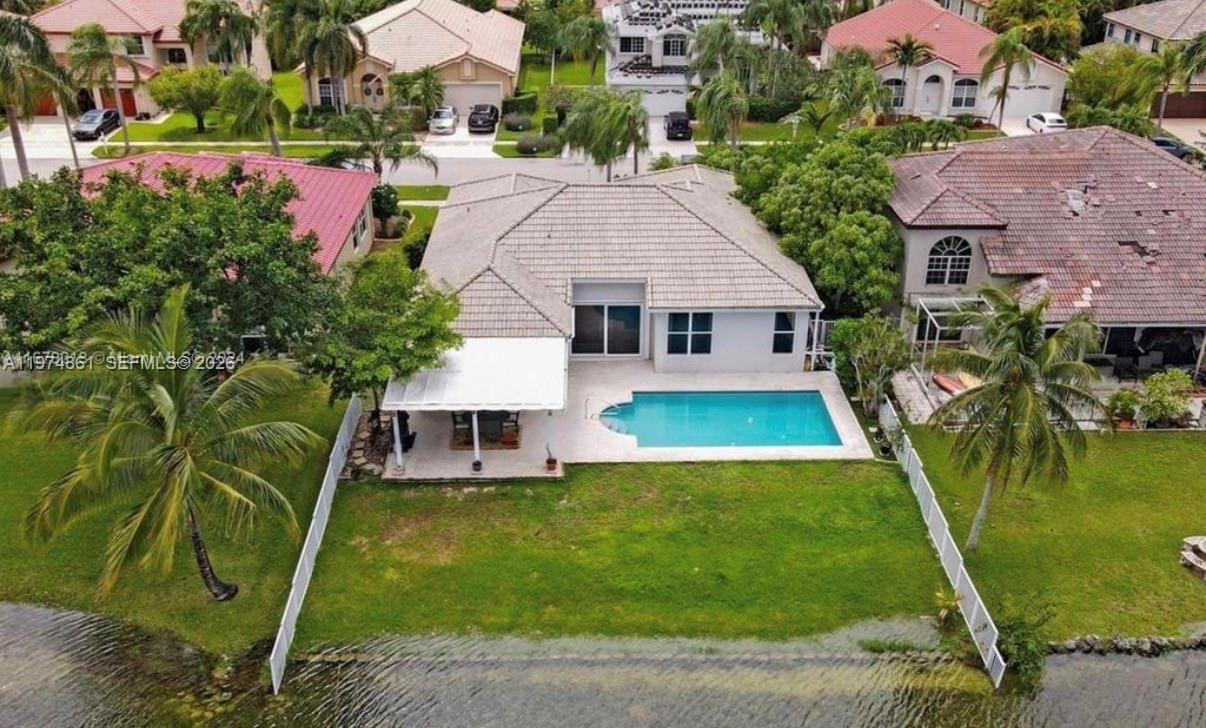 SILVER LAKES AT PEMBROKE - Residential Lease