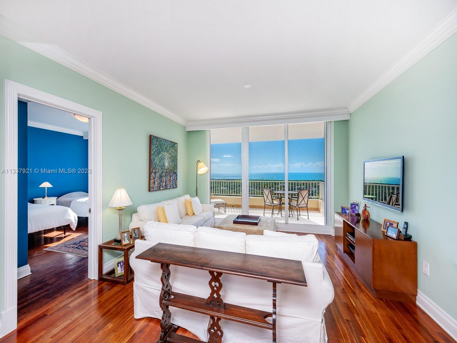 CLUB TOWER ONE CONDO - Residential