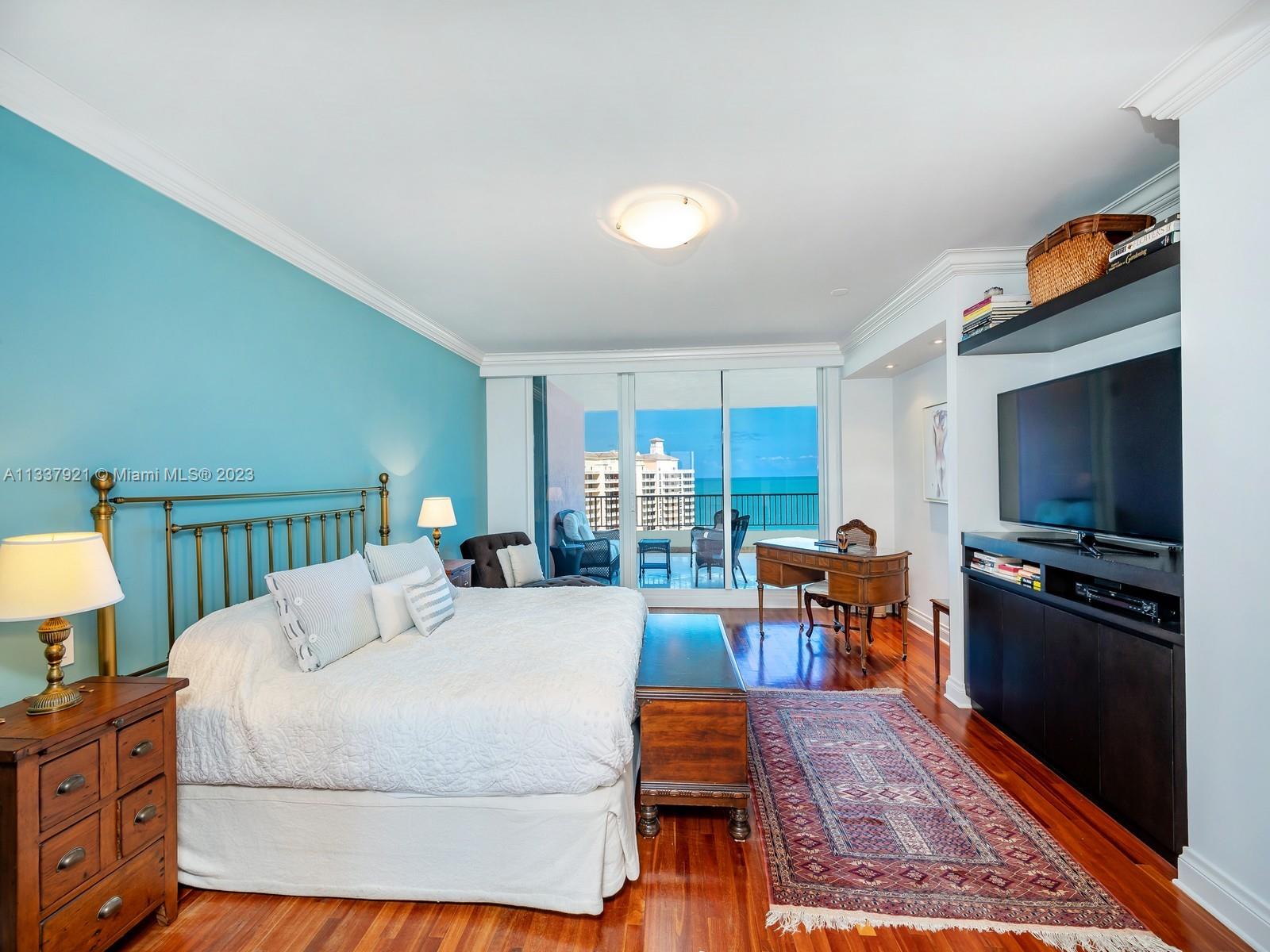 CLUB TOWER ONE CONDO - Residential