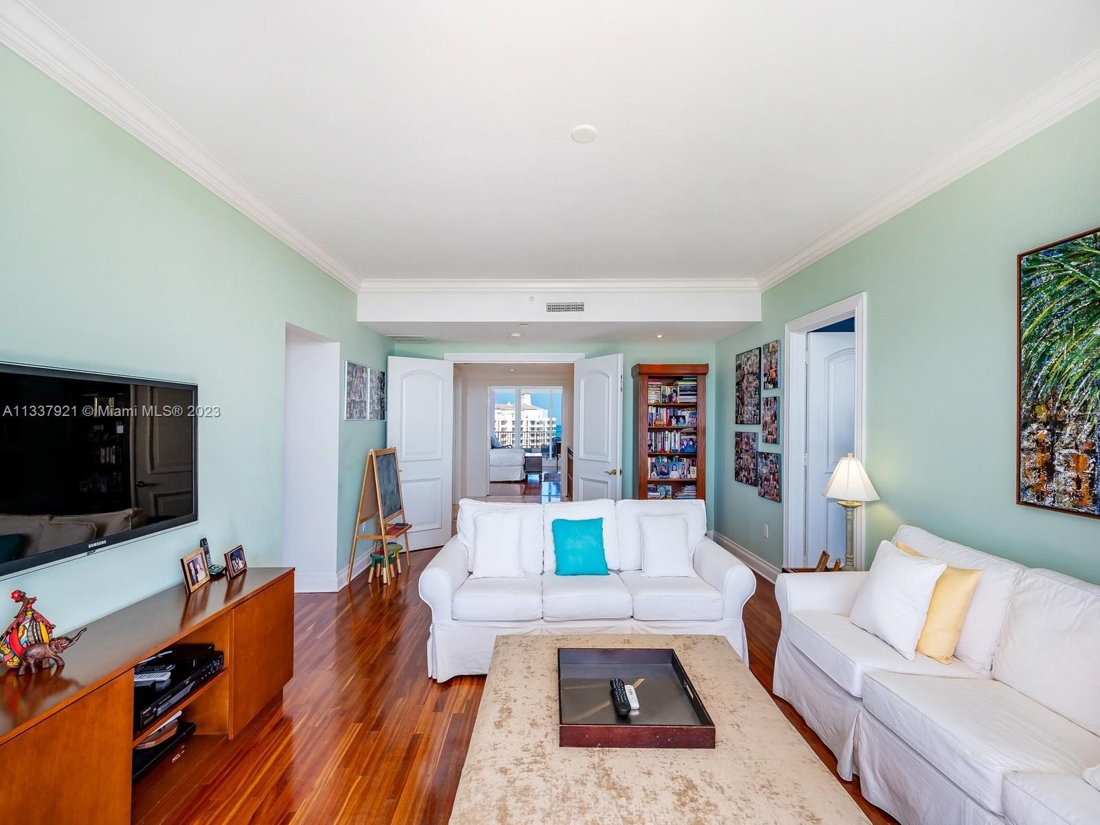 CLUB TOWER ONE CONDO - Residential