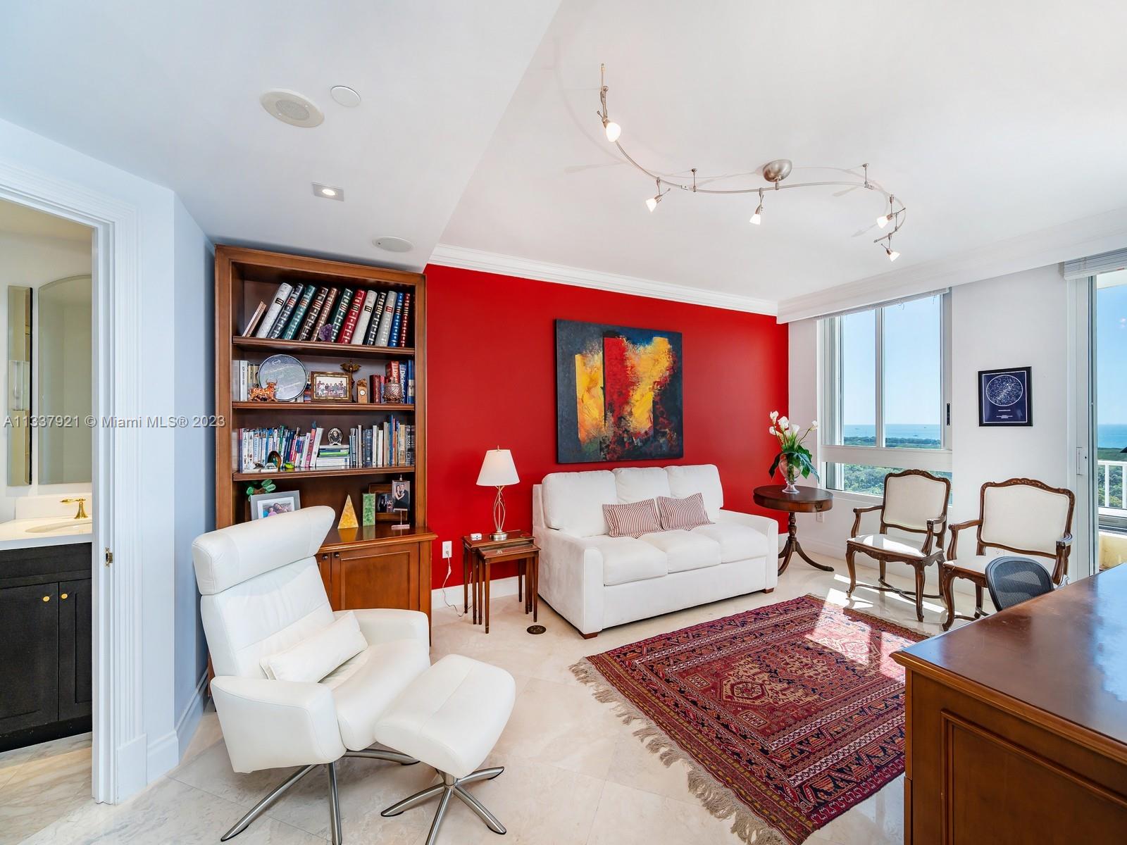 CLUB TOWER ONE CONDO - Residential