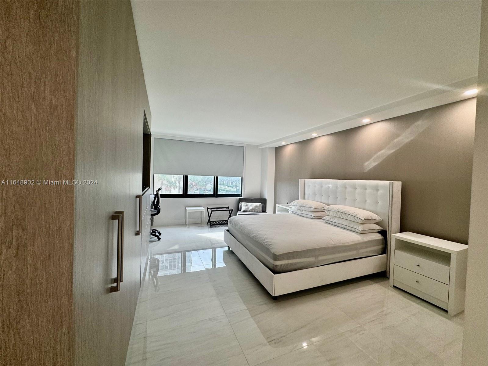 BALMORAL CONDO - Residential Lease