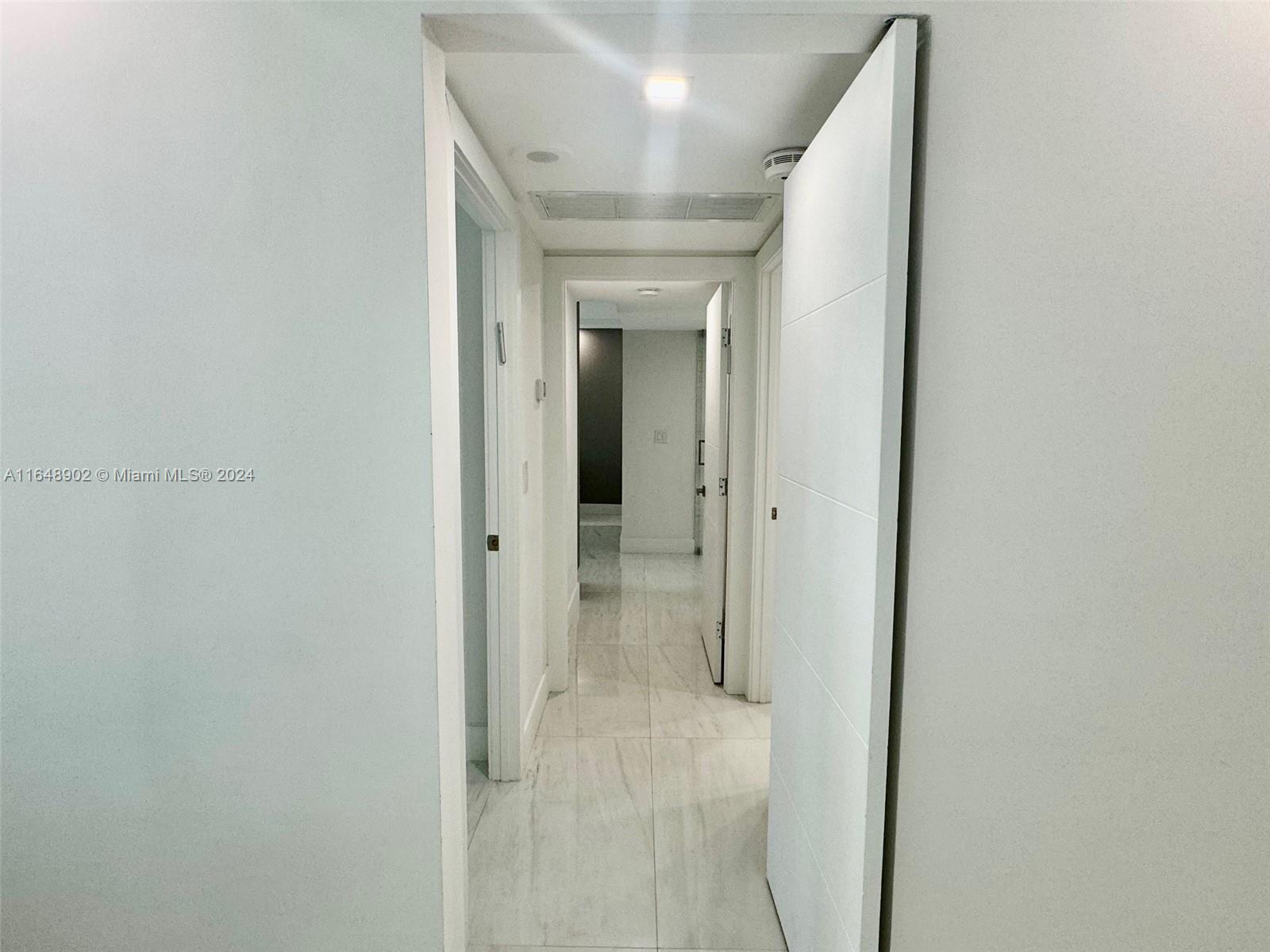 BALMORAL CONDO - Residential Lease