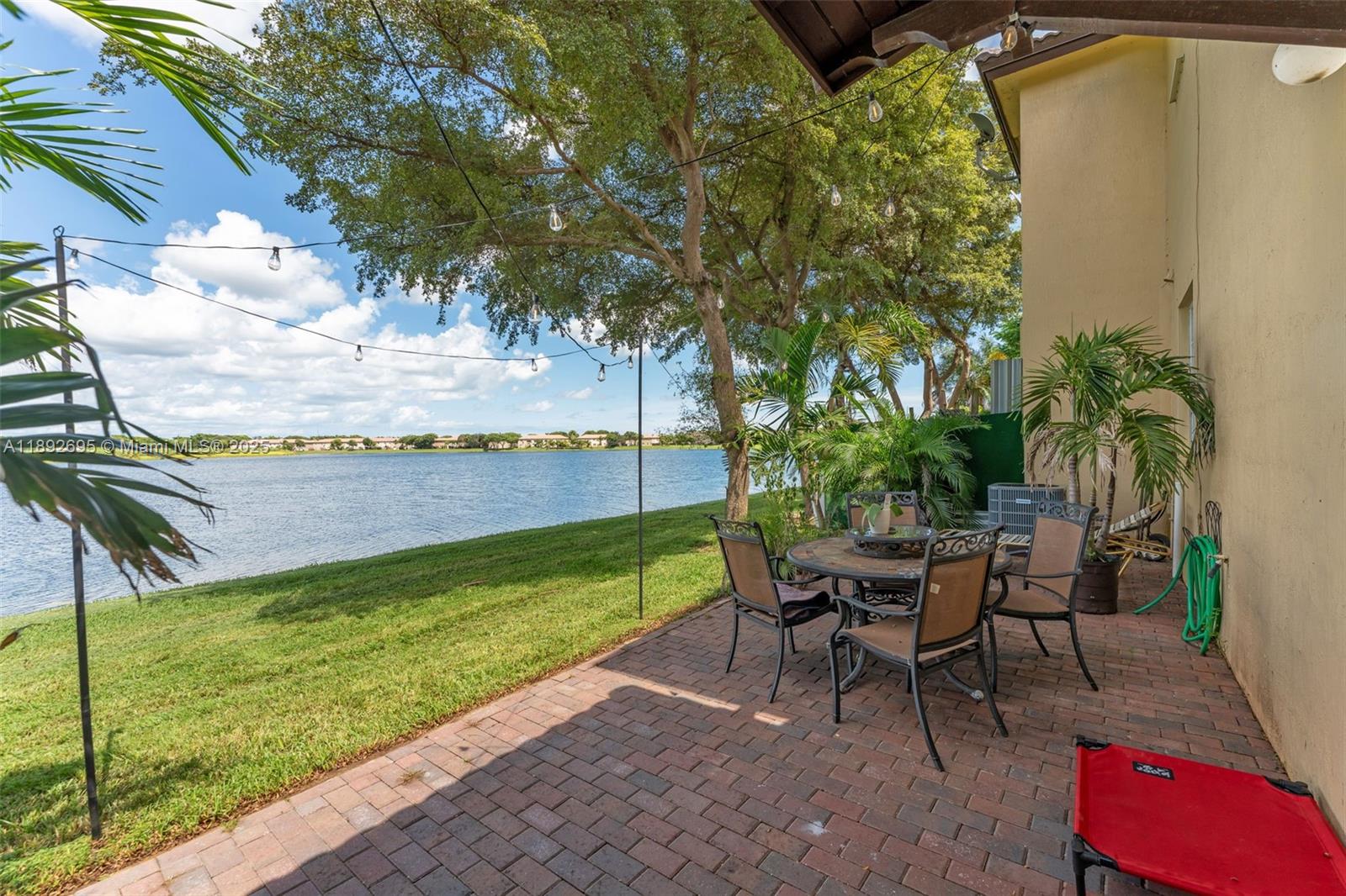 THE SHORES CONDO NO 2 - Residential