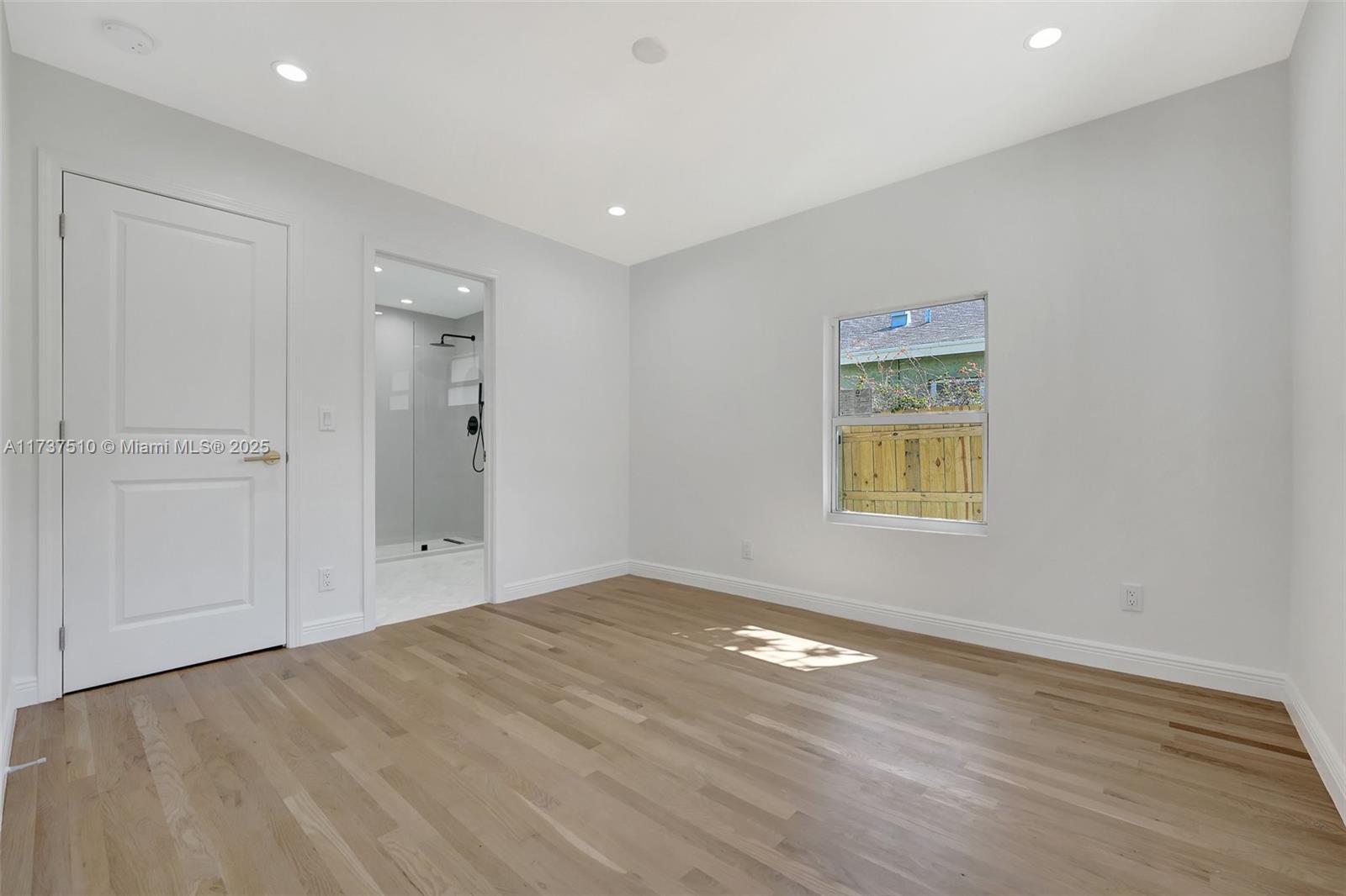 MOSS & HEISLER - Residential