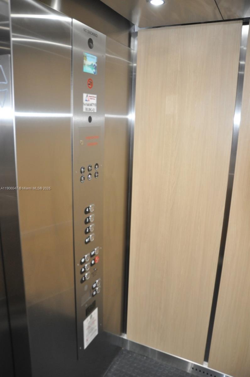 KENLAND POINTE CONDO II - Residential Lease