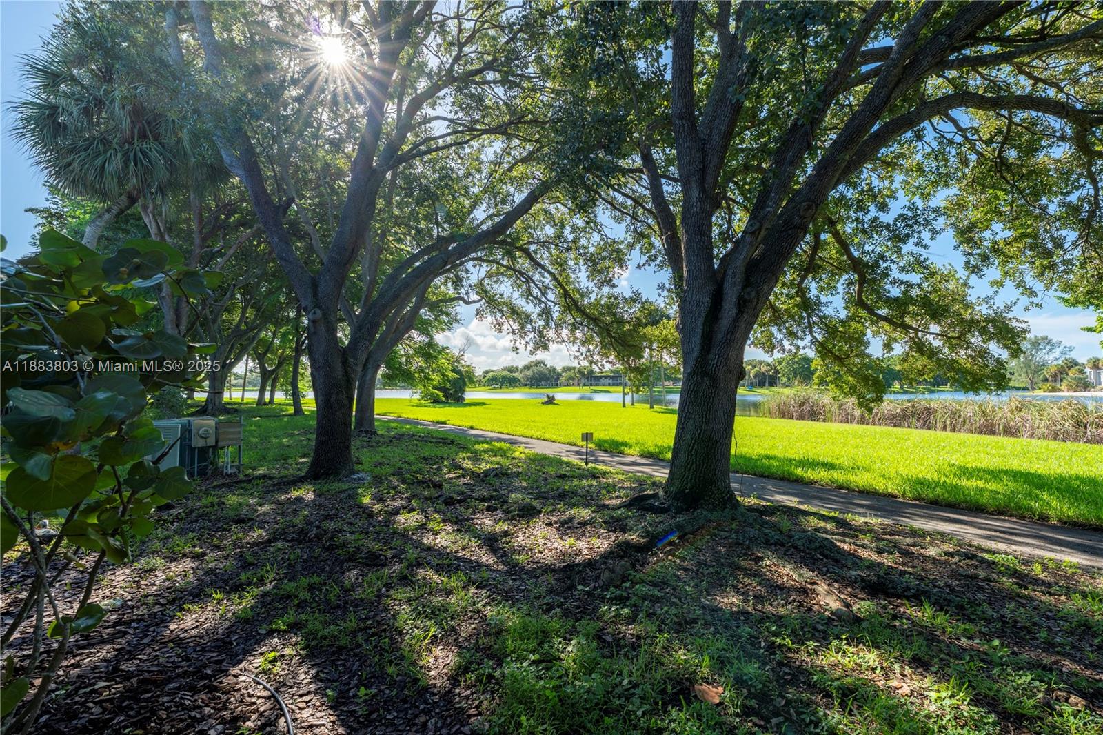 LAKEVIEW AT THE HAMMOCKS - Residential