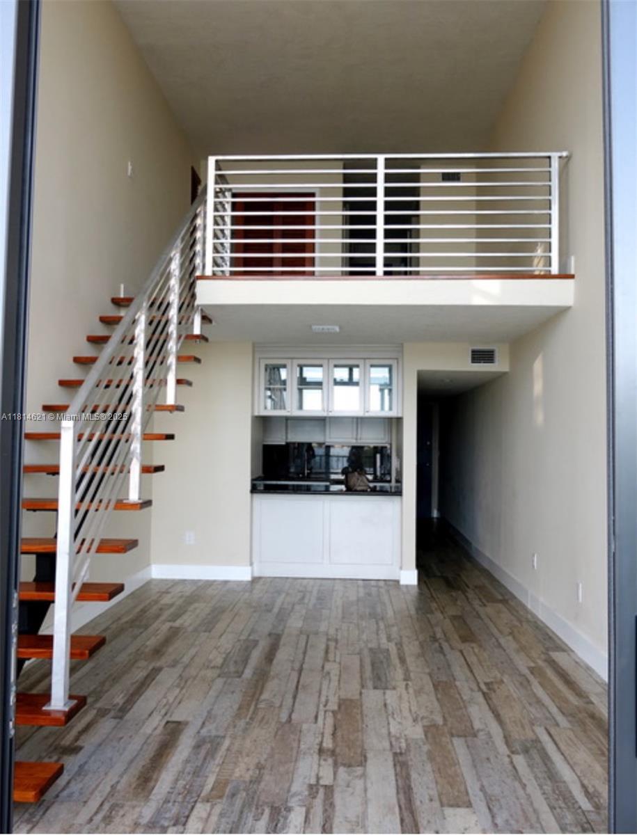 7899 Ne Bayshore Ct 4F, Miami, Broward County, Florida - 1 Bedrooms  
2 Bathrooms - 