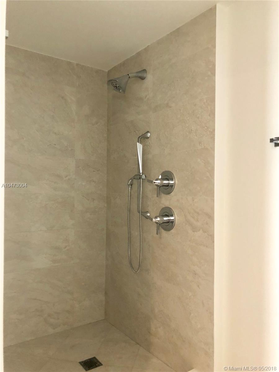 ARIA ON THE BAY - Residential Lease