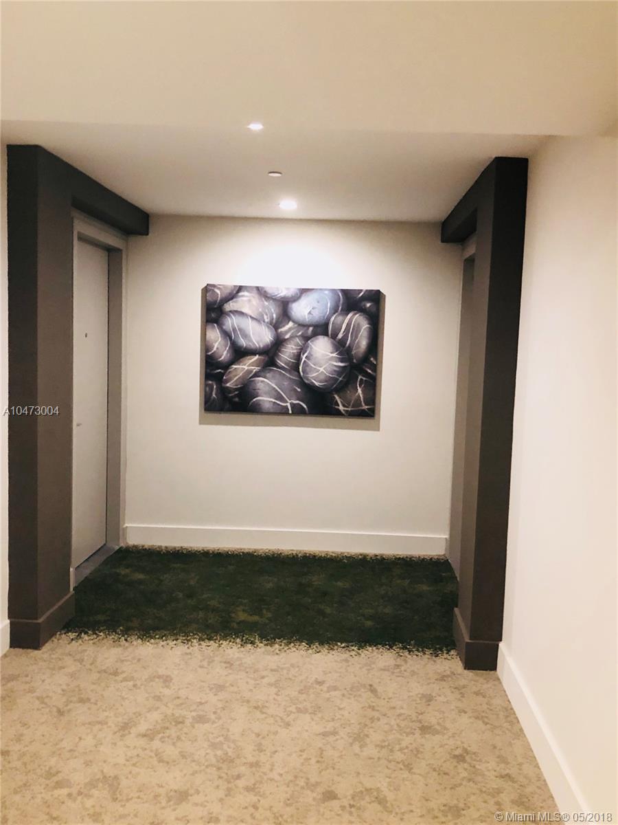 ARIA ON THE BAY - Residential Lease