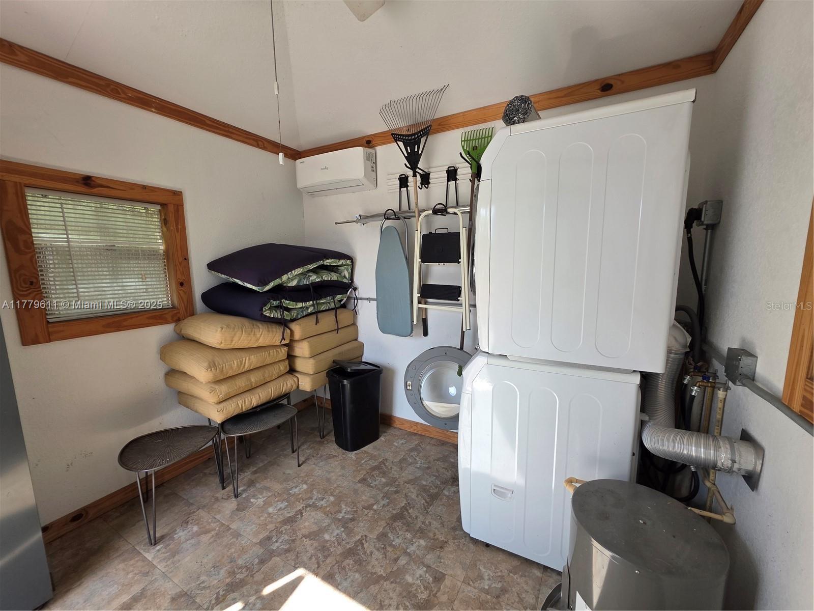 Silver Palms RV Resort - Land