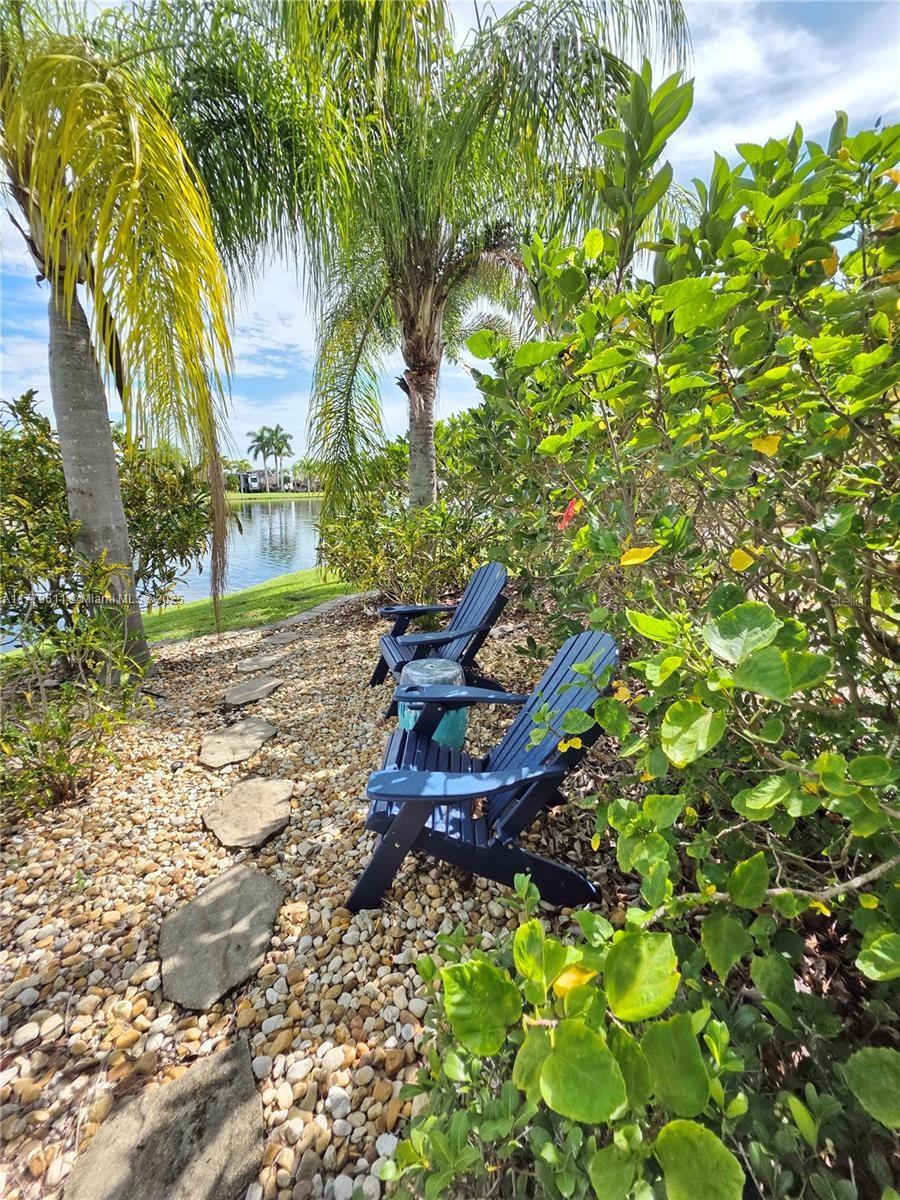 Silver Palms RV Resort - Land