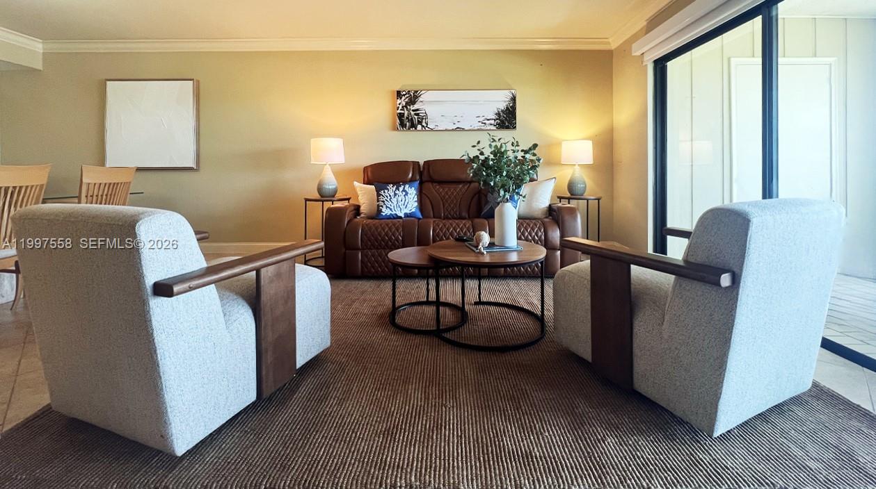 BUTTONWOOD BAY CLUB CONDO - Residential Lease