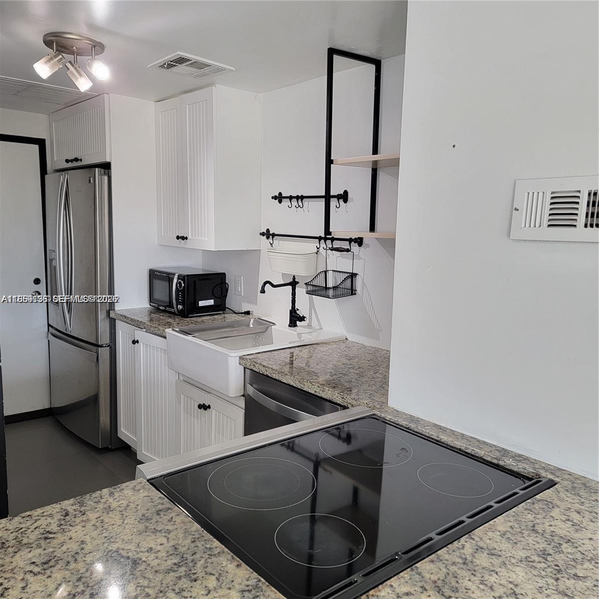 CLIPPER CONDO NO 1 - Residential Lease