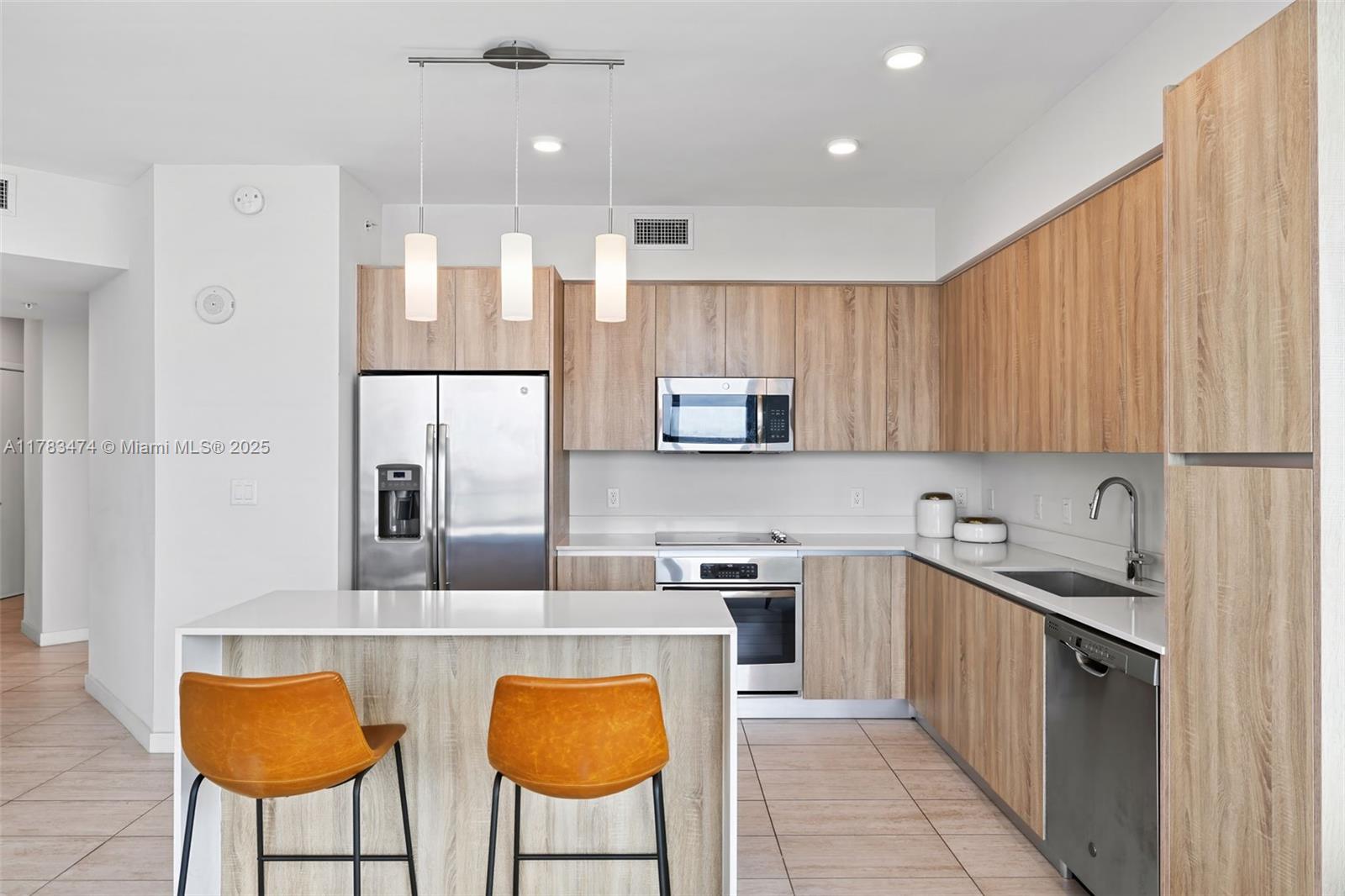 View photos, virtual tours, details... 3900 Biscayne Blvd S-1102