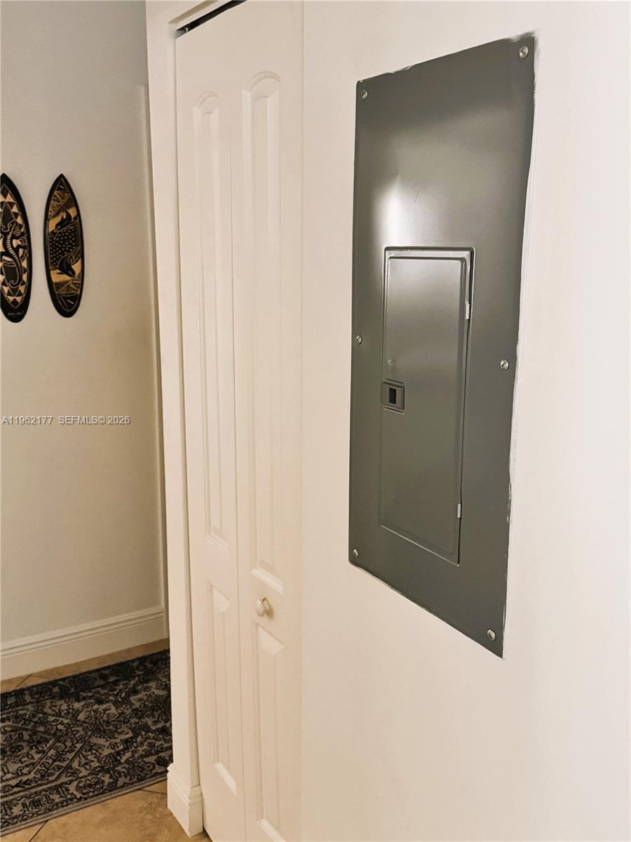 LARGO SOUND PARK - Residential