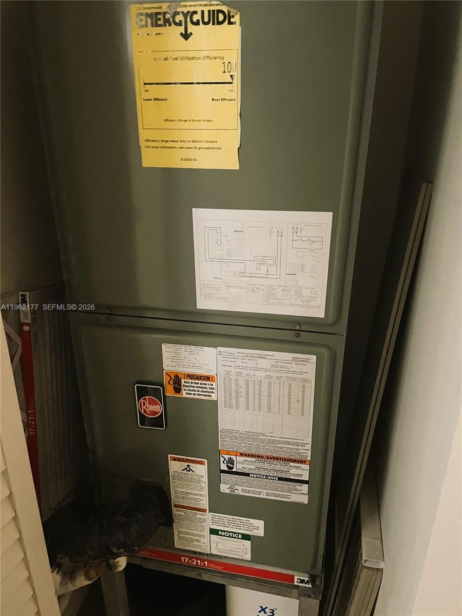 LARGO SOUND PARK - Residential