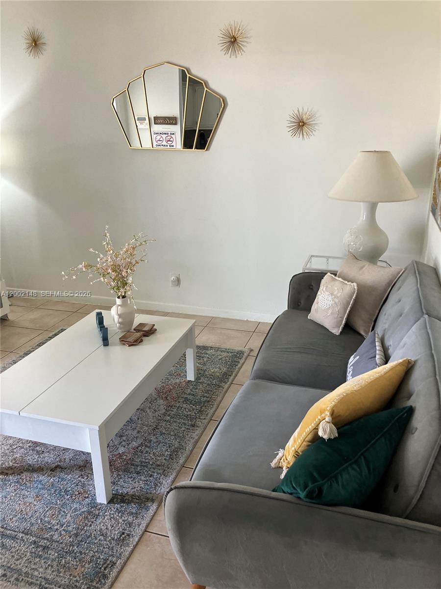 HOLLYWOOD SOUTH SIDE ADD - Residential Income