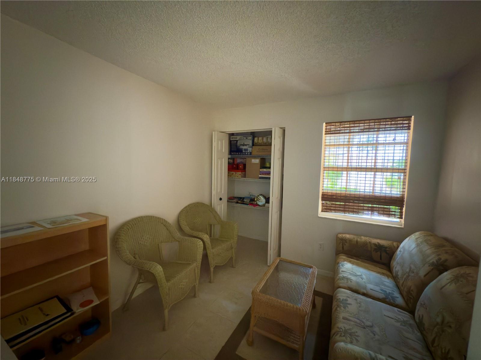 KEYS-GATE NO 1 - Residential