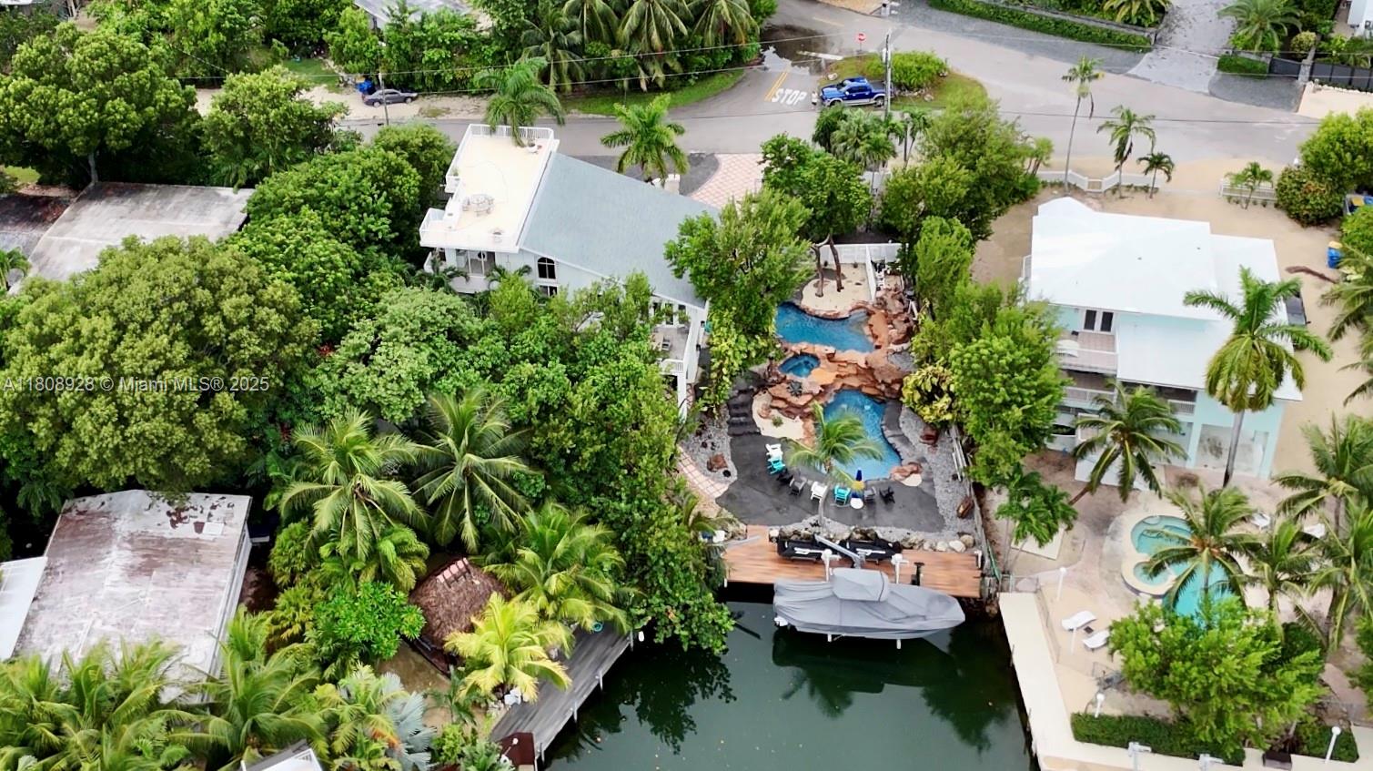INDIAN WATERWAYS - Residential