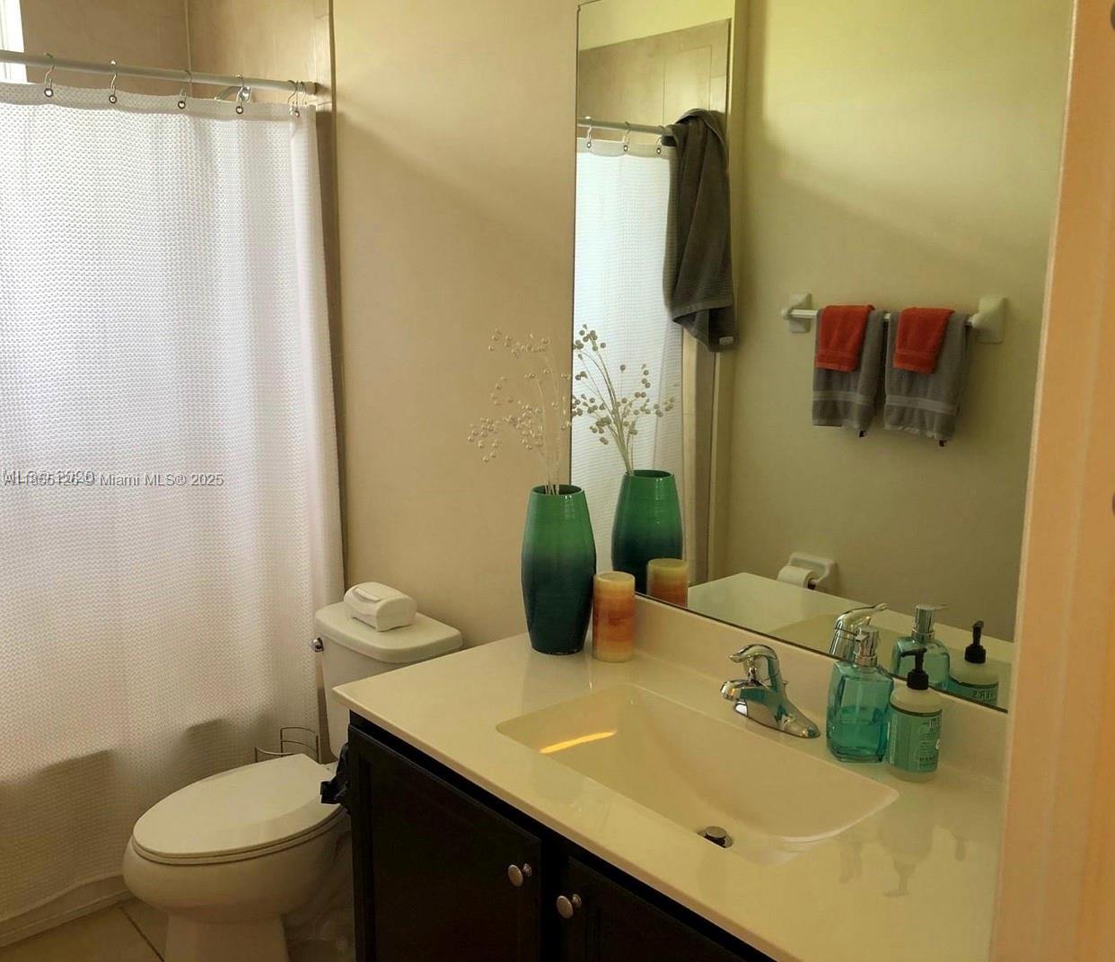 FIJI CONDO NO 1 - Residential