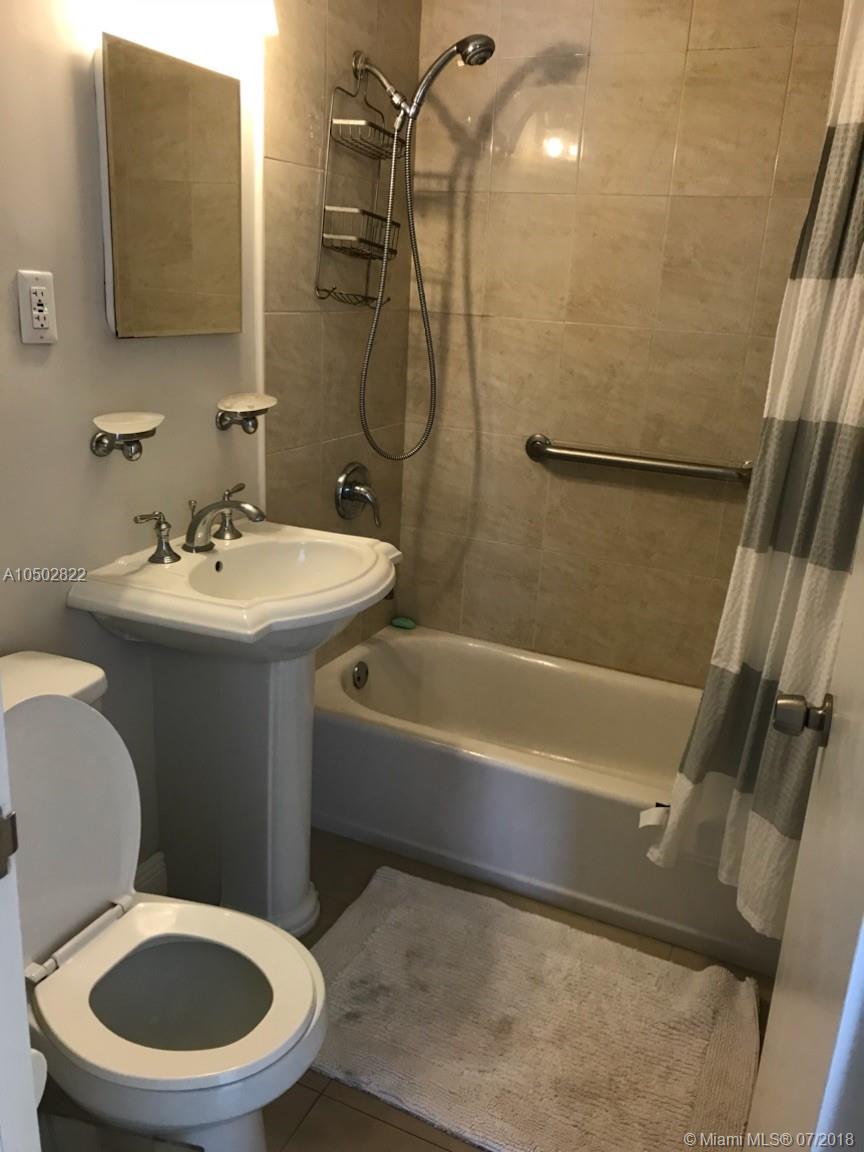 BAYSHORE CO OP INC - Residential Lease