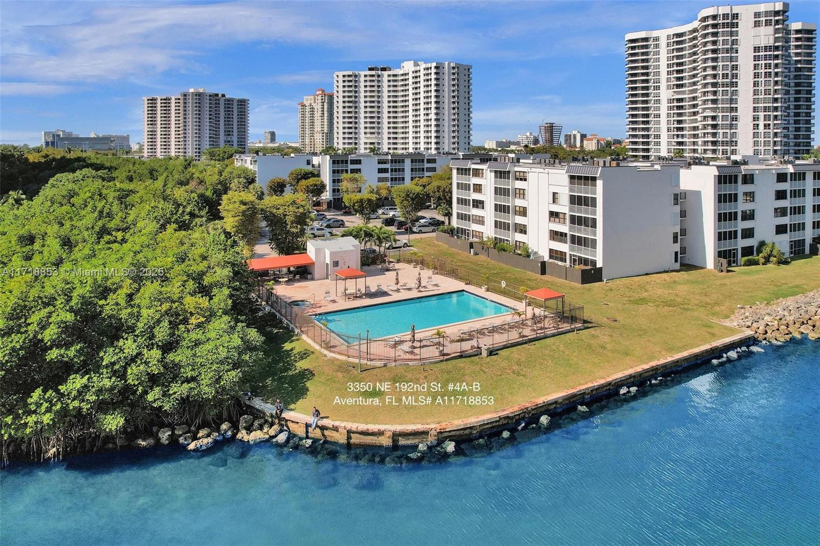 SOUTHVIEW AT AVENTURA CON - Residential